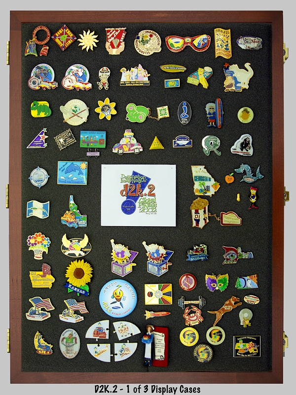 010_d2k2-pin_display-1of3.jpg