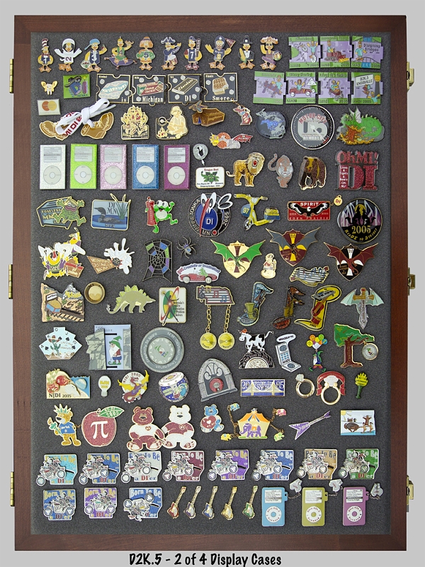 025_d2k5-pin_display-2of4.jpg